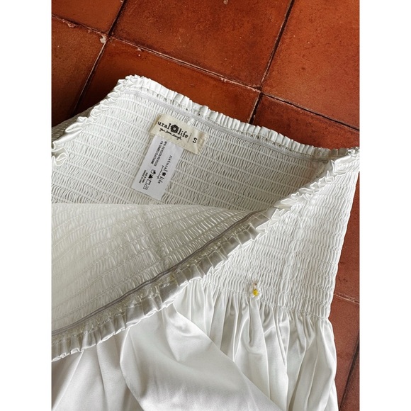 Sz S Natural Life White Smocked Waist Daisy Mini Skort EUC - Picture 5 of 5